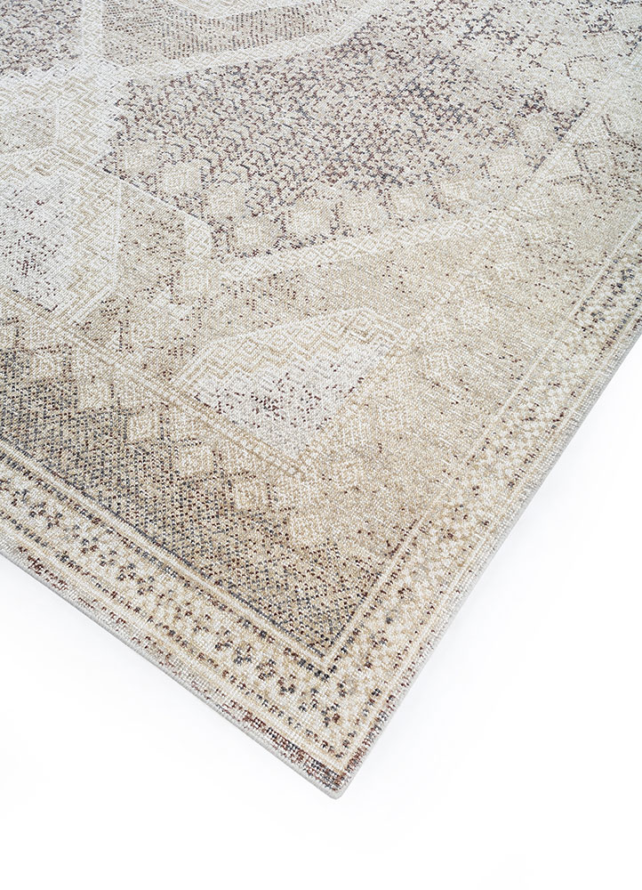 erbe beige and brown wool hand knotted Rug - FloorShot