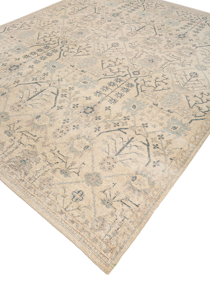 erbe grey and black wool hand knotted Rug - FloorShot