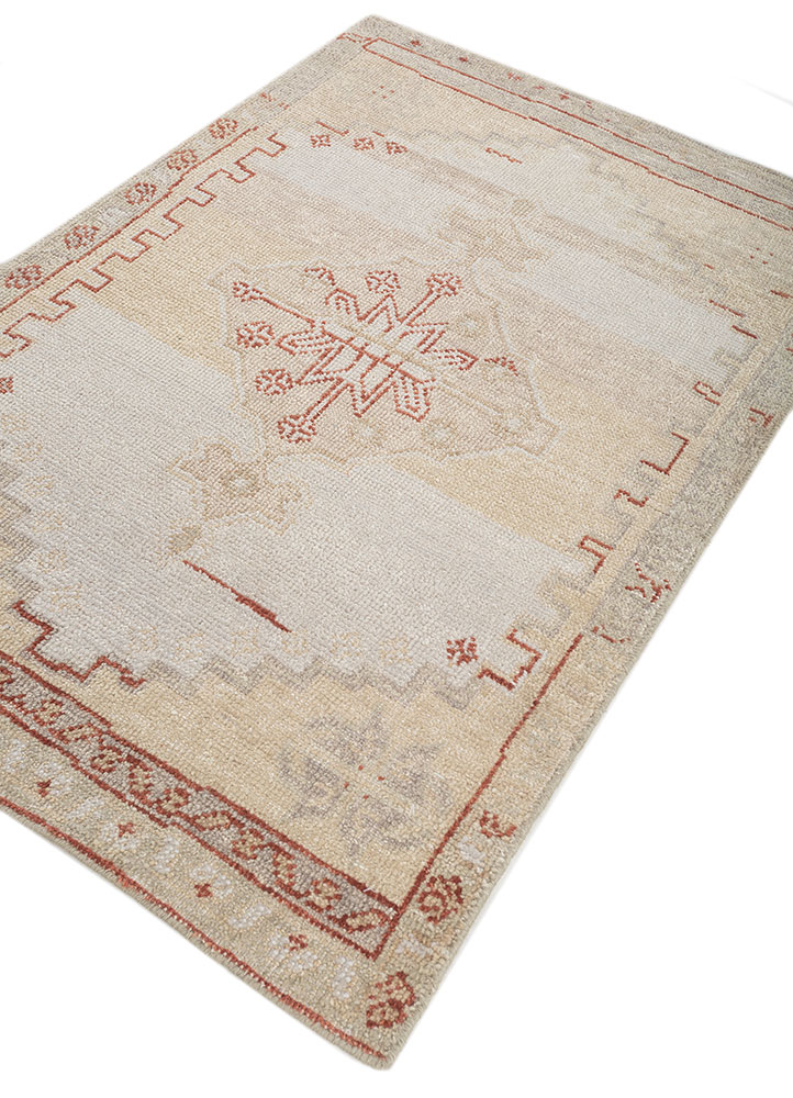 thyme beige and brown wool hand knotted Rug - FloorShot