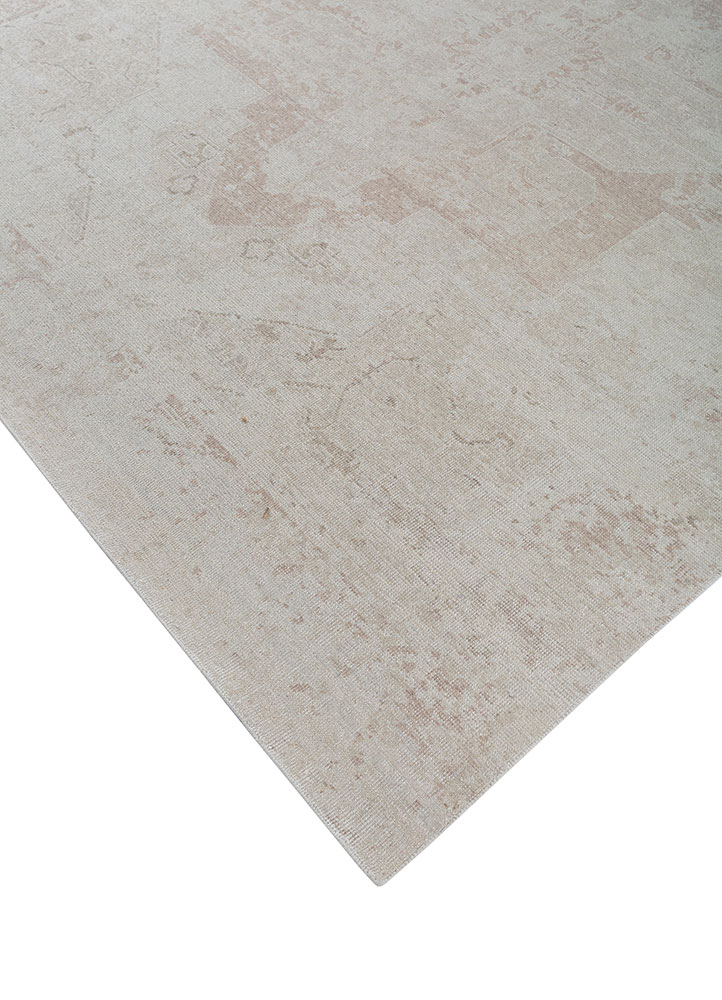 erbe ivory wool hand knotted Rug - FloorShot