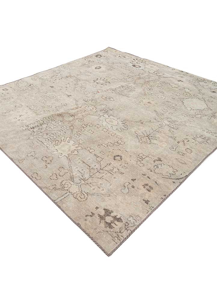 erbe ivory wool hand knotted Rug - FloorShot