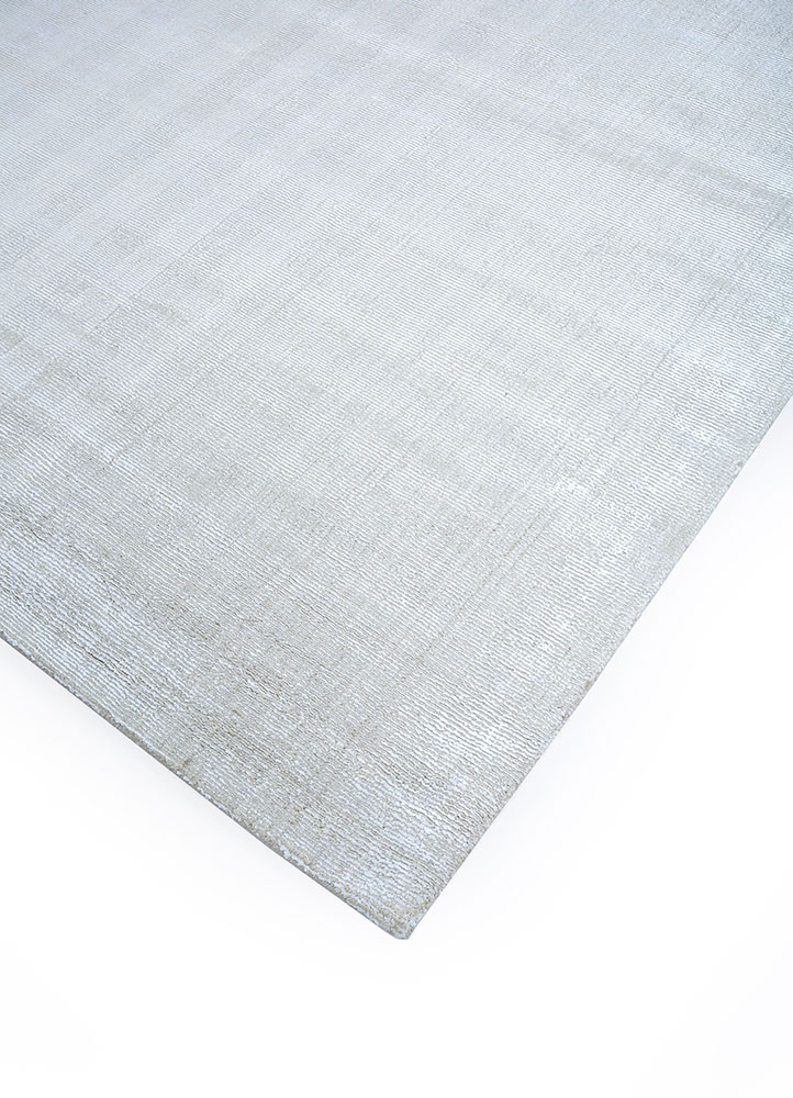 basis ivory wool and viscose hand loom Rug - FloorShot
