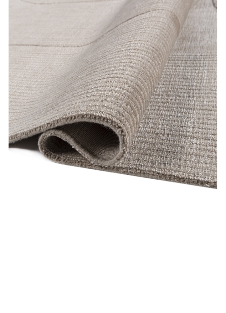saga ivory wool and bamboo silk hand loom Rug - FloorShot