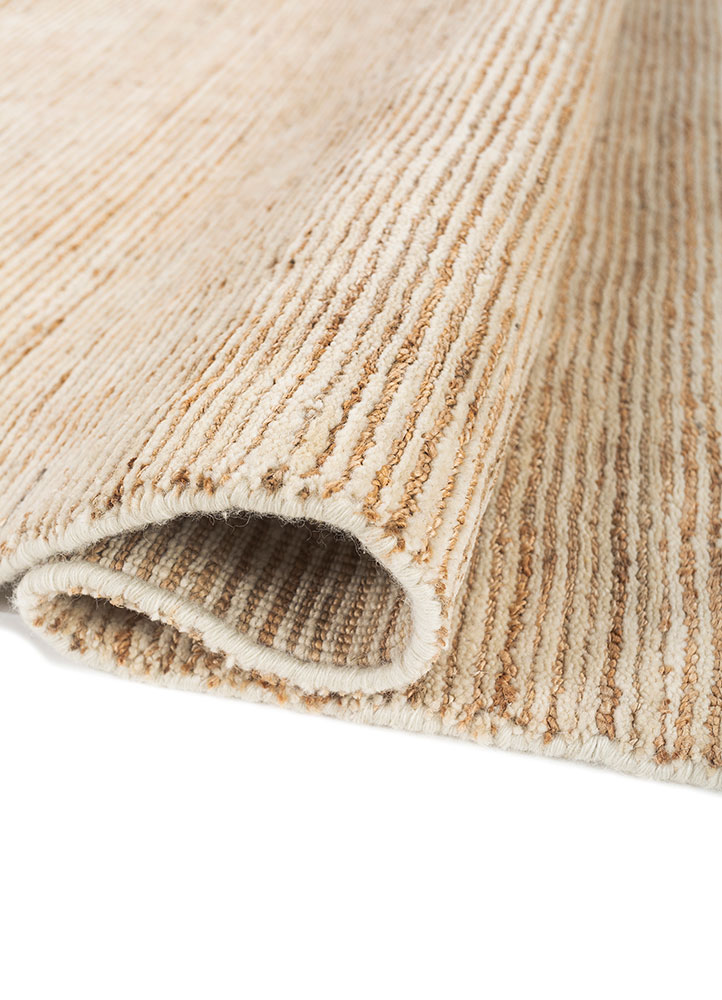 saga ivory wool hand loom Rug - FloorShot