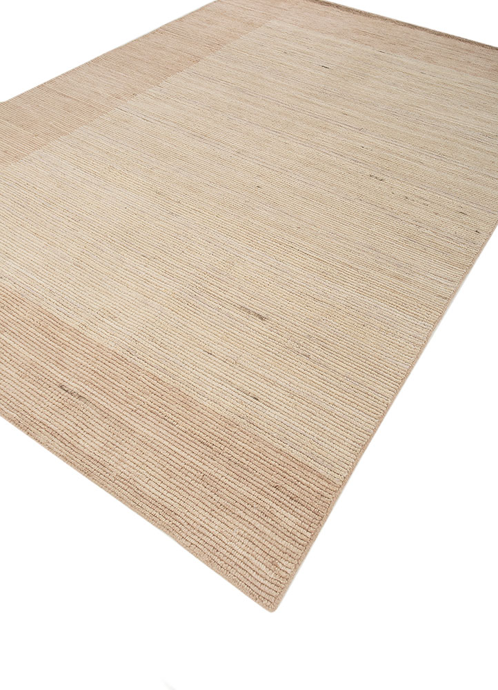 saga ivory wool hand loom Rug - FloorShot