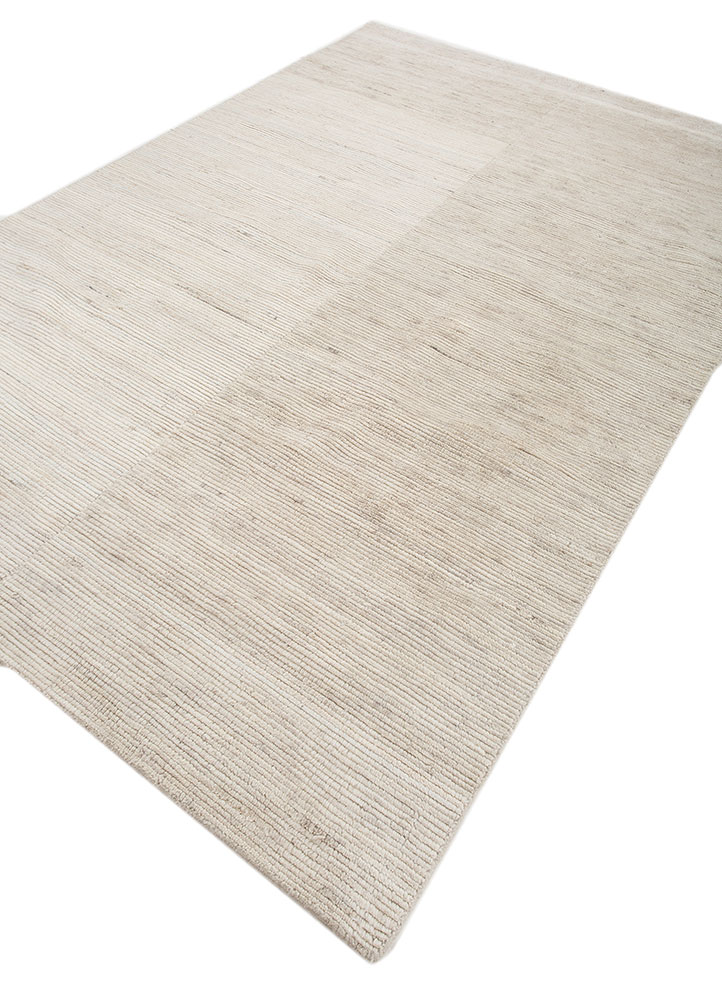saga ivory wool hand loom Rug - FloorShot