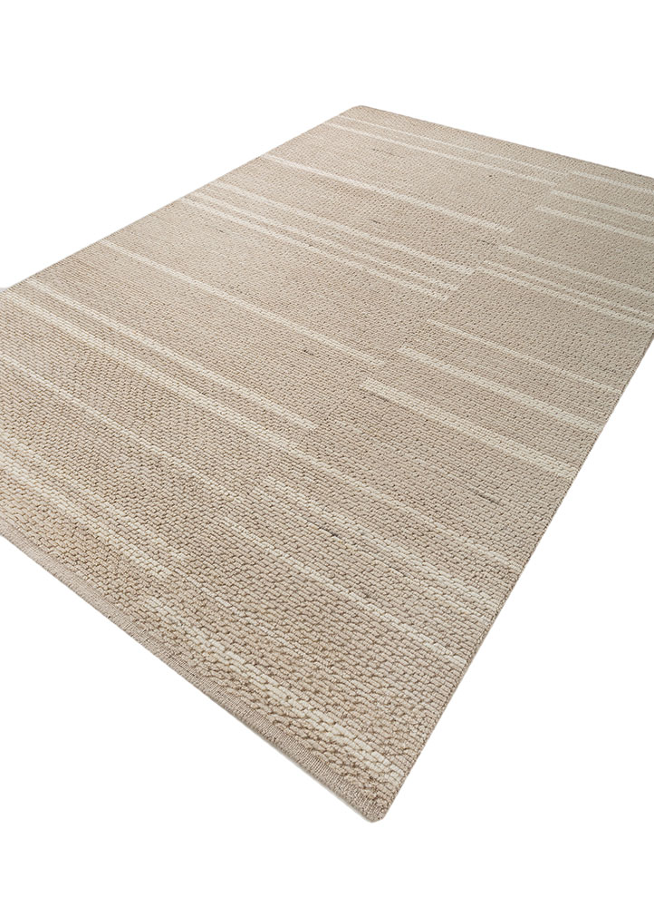saga gold wool hand loom Rug - FloorShot