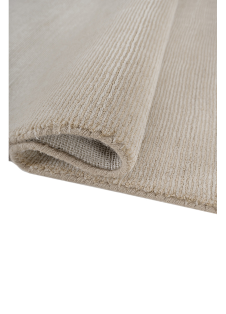 saga gold wool hand loom Rug - FloorShot
