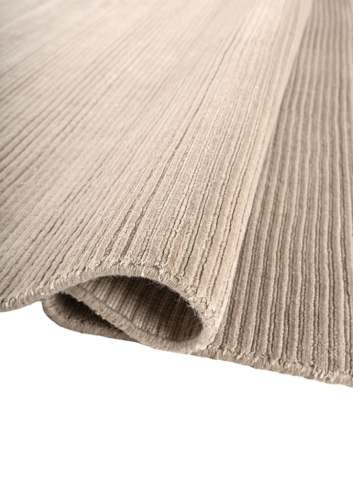 basis beige and brown wool and viscose hand loom Rug - FloorShot