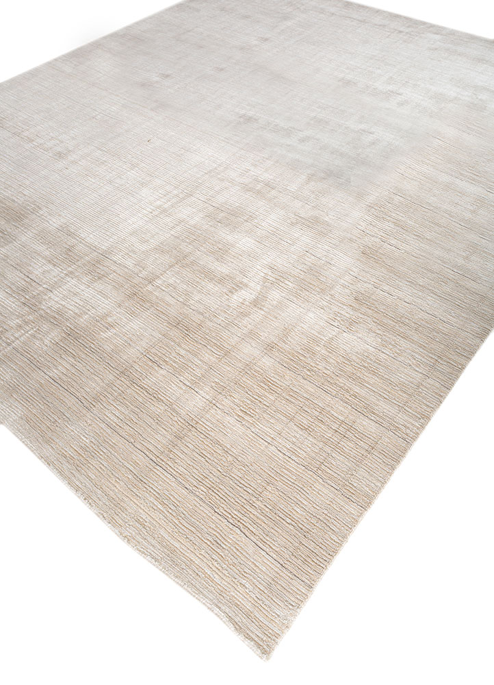 tesoro ivory wool and viscose hand loom Rug - FloorShot