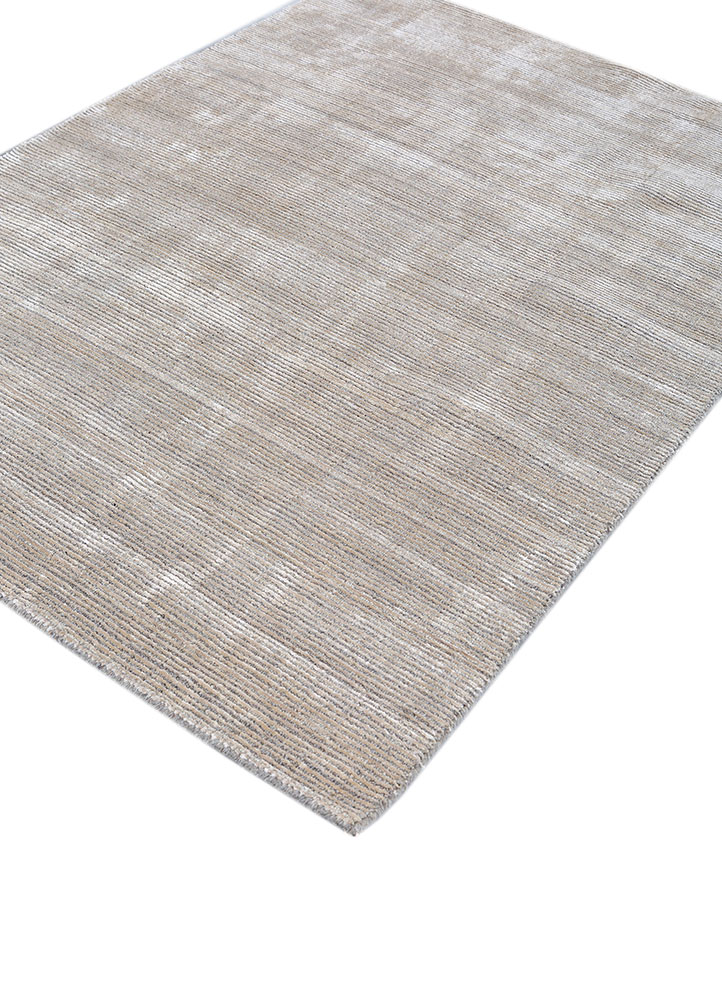 basis ivory wool and viscose hand loom Rug - FloorShot