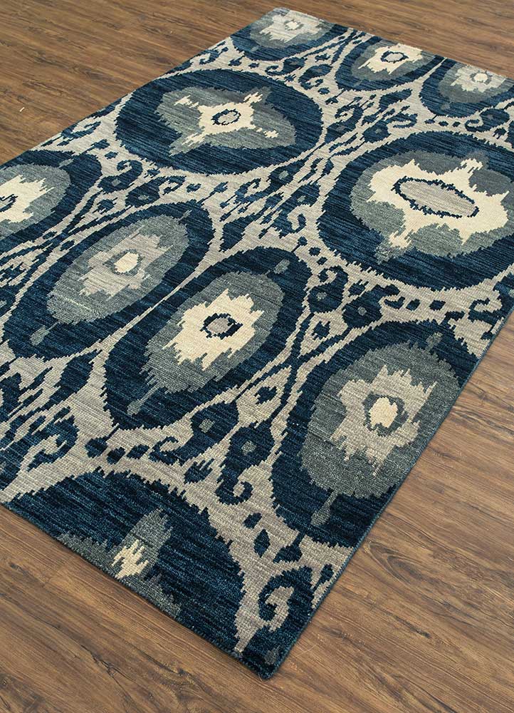 savana grey and black wool hand knotted Rug - FloorShot