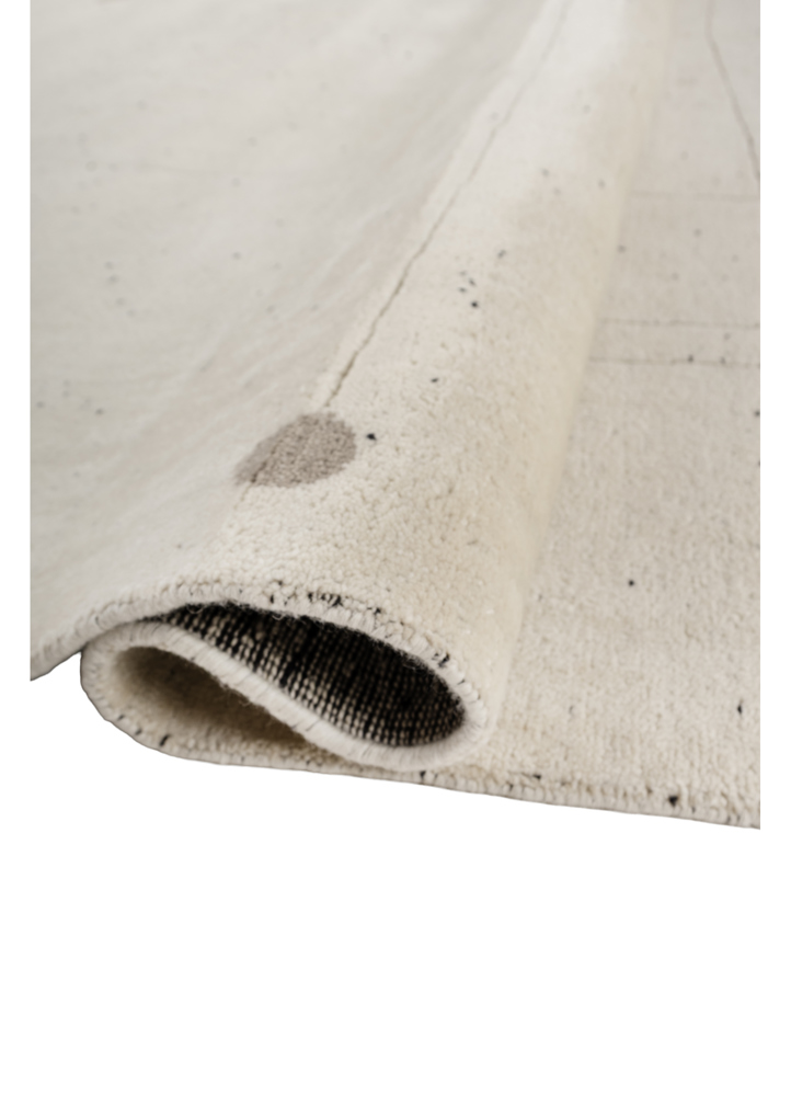 zuri ivory wool hand knotted Rug - FloorShot