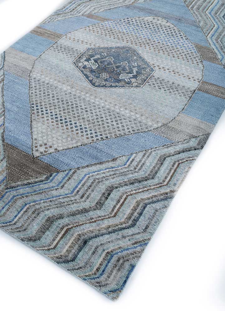 savana grey and black wool hand knotted Rug - FloorShot