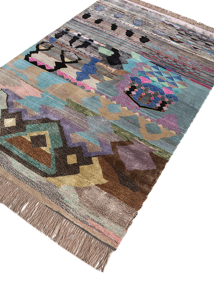 freedom manchaha gold wool and bamboo silk hand knotted Rug - FloorShot