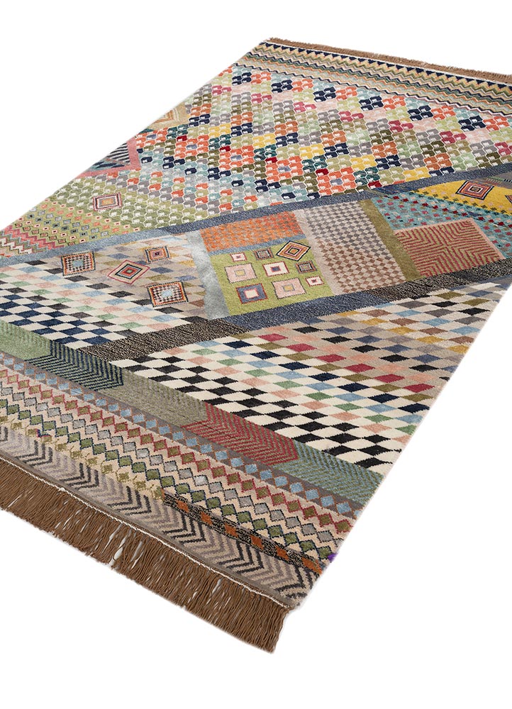 manchaha ivory wool and bamboo silk hand knotted Rug - FloorShot