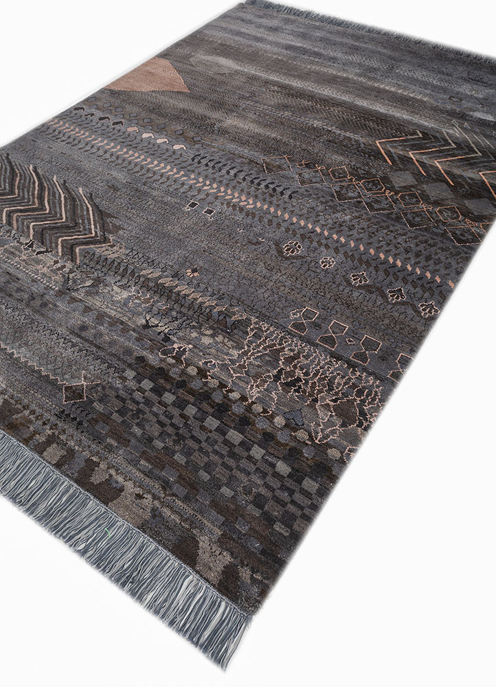 manchaha grey and black wool and bamboo silk hand knotted Rug - FloorShot