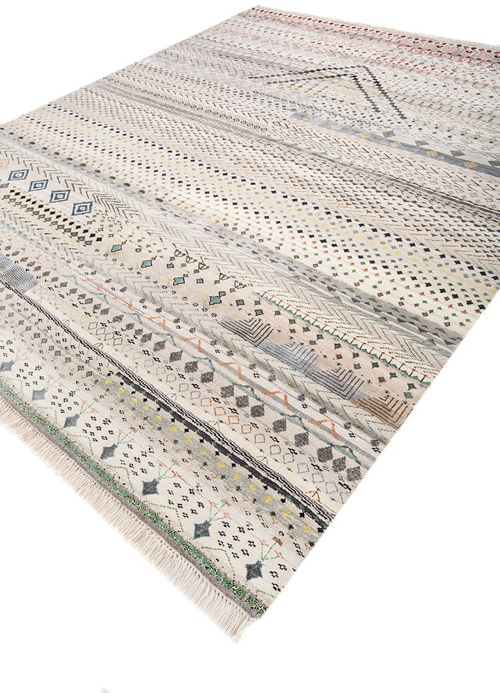 manchaha ivory wool and bamboo silk hand knotted Rug - FloorShot