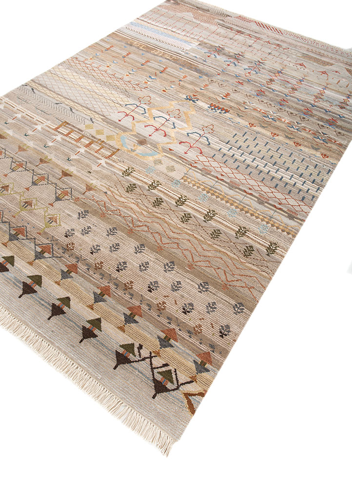 manchaha grey and black wool and bamboo silk hand knotted Rug - FloorShot