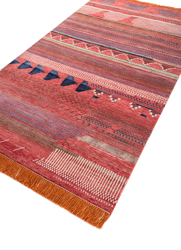 manchaha ivory wool and bamboo silk hand knotted Rug - FloorShot