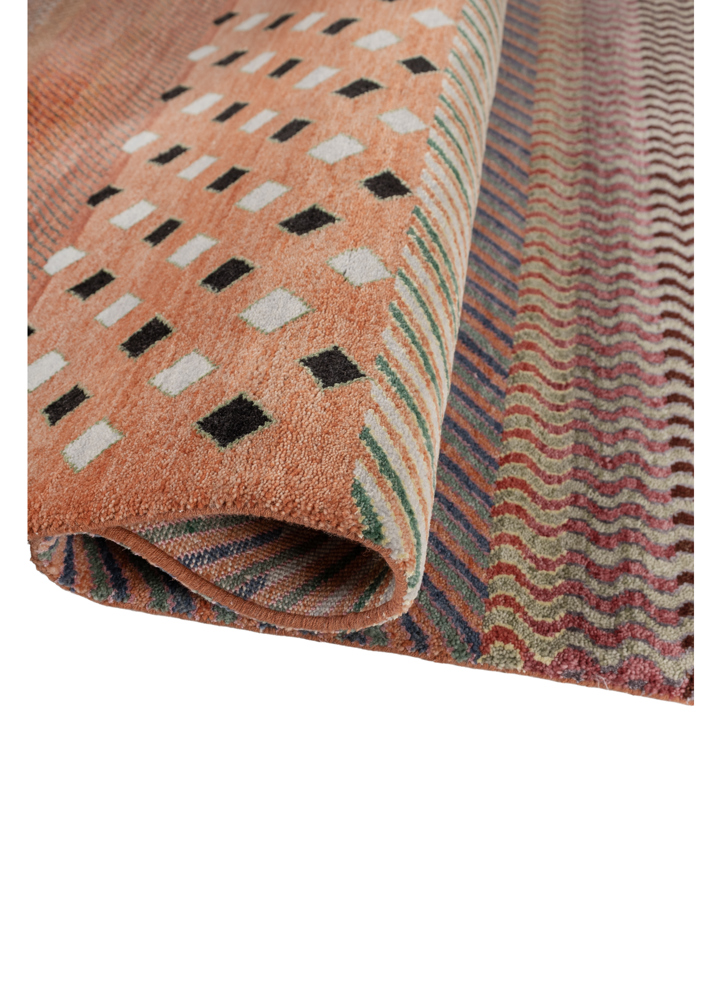 manchaha pink and purple wool and bamboo silk hand knotted Rug - FloorShot