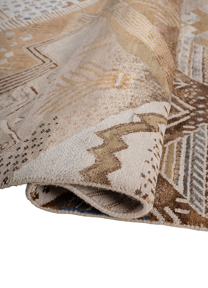 manchaha ivory wool and bamboo silk hand knotted Rug - FloorShot