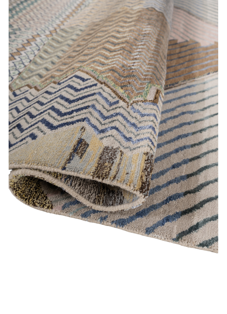 manchaha ivory wool and bamboo silk hand knotted Rug - FloorShot