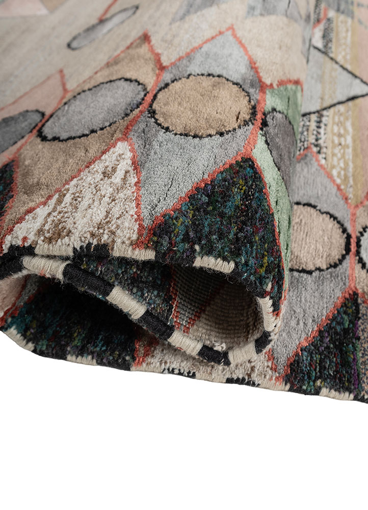 freedom manchaha grey and black wool and bamboo silk hand knotted Rug - FloorShot