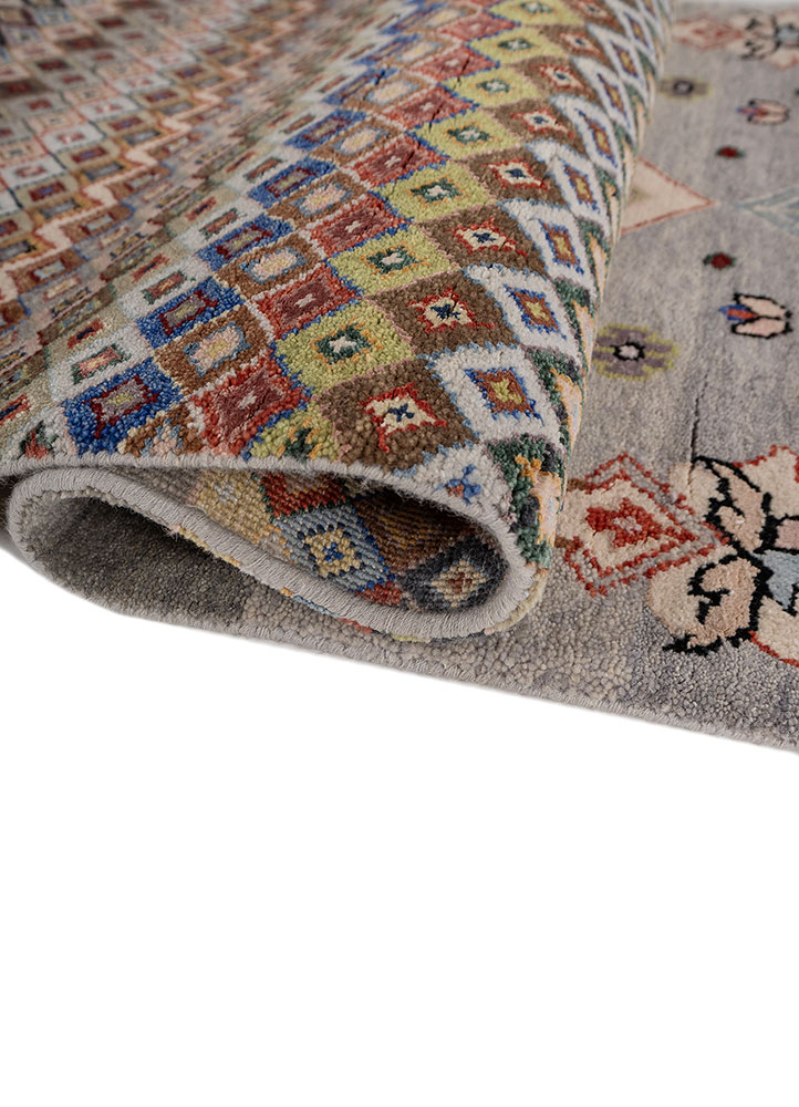 manchaha ivory wool and bamboo silk hand knotted Rug - FloorShot