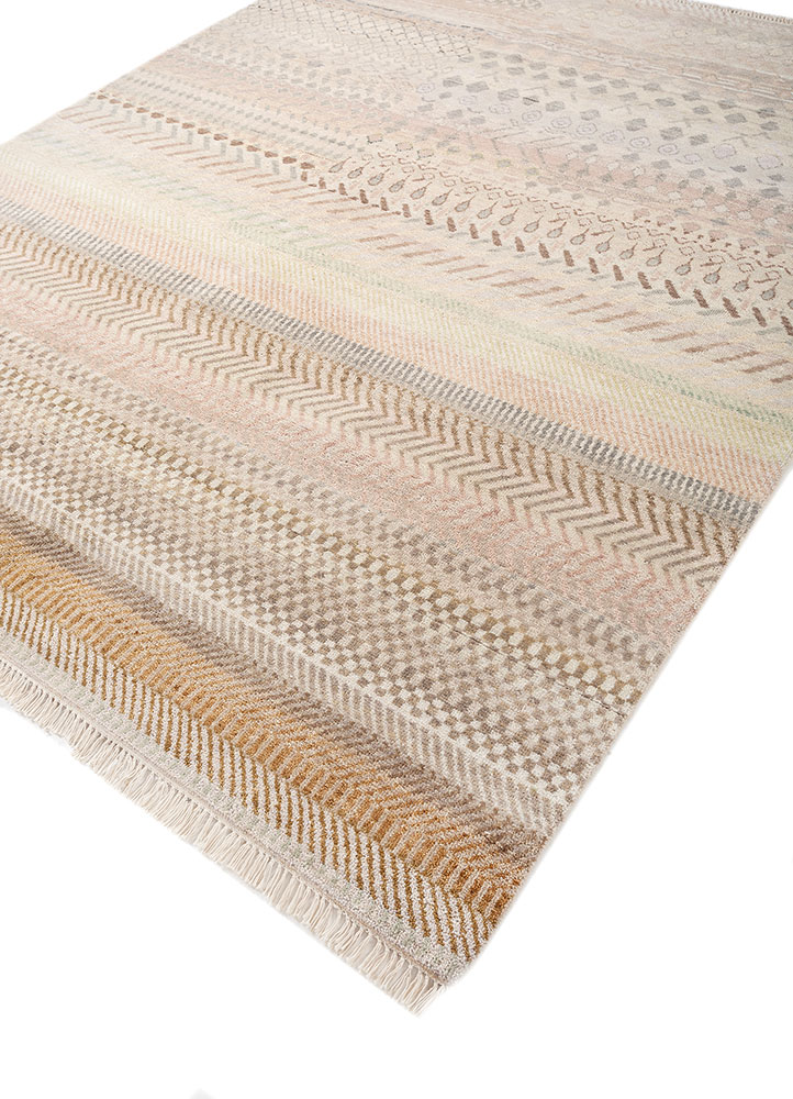 manchaha ivory wool hand knotted Rug - FloorShot