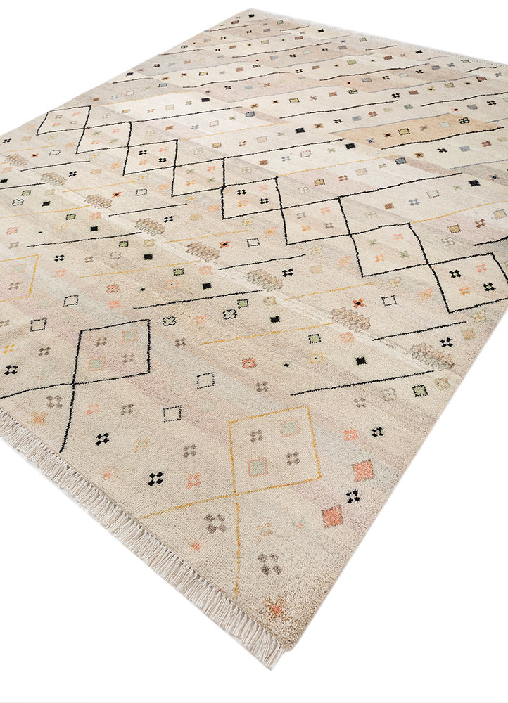 manchaha ivory wool hand knotted Rug - FloorShot