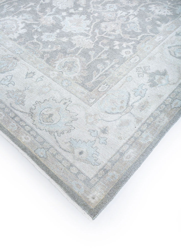 erbe grey and black wool hand knotted Rug - FloorShot