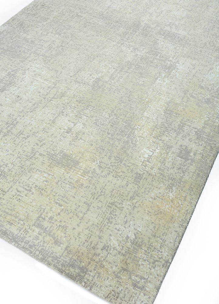 uvenuti ivory wool and bamboo silk hand knotted Rug - FloorShot