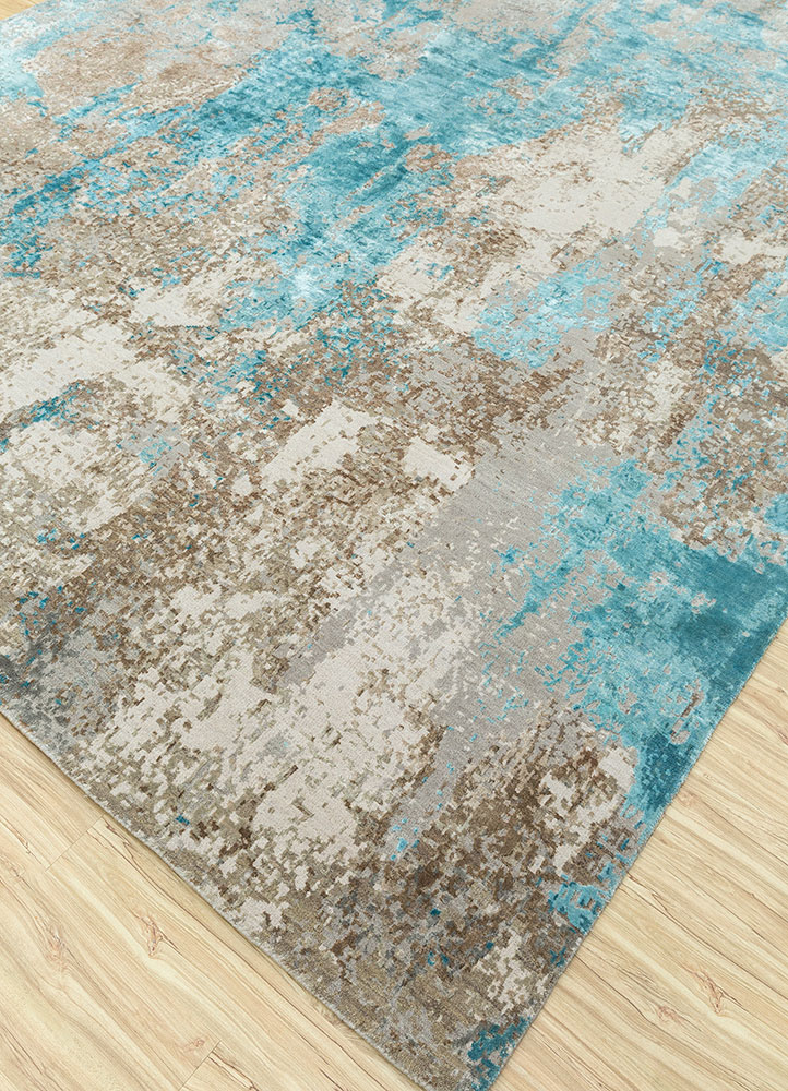uvenuti ivory wool and bamboo silk hand knotted Rug - FloorShot