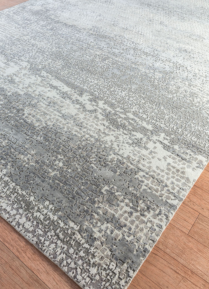 uvenuti grey and black wool and bamboo silk hand knotted Rug - FloorShot