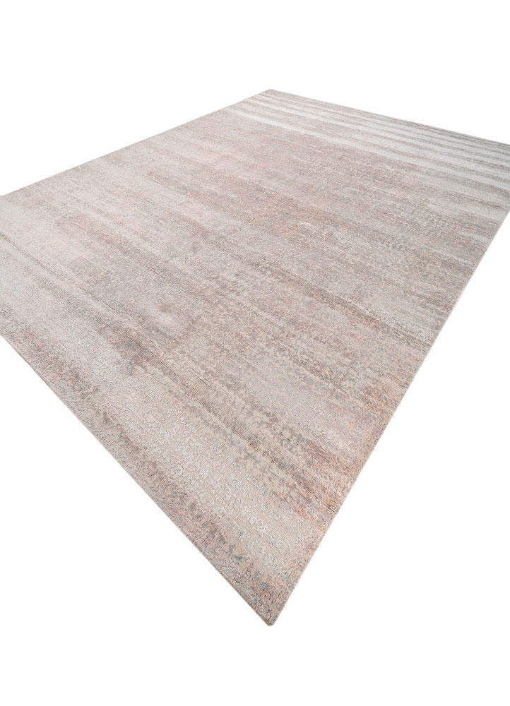 uvenuti ivory wool and bamboo silk hand knotted Rug - FloorShot