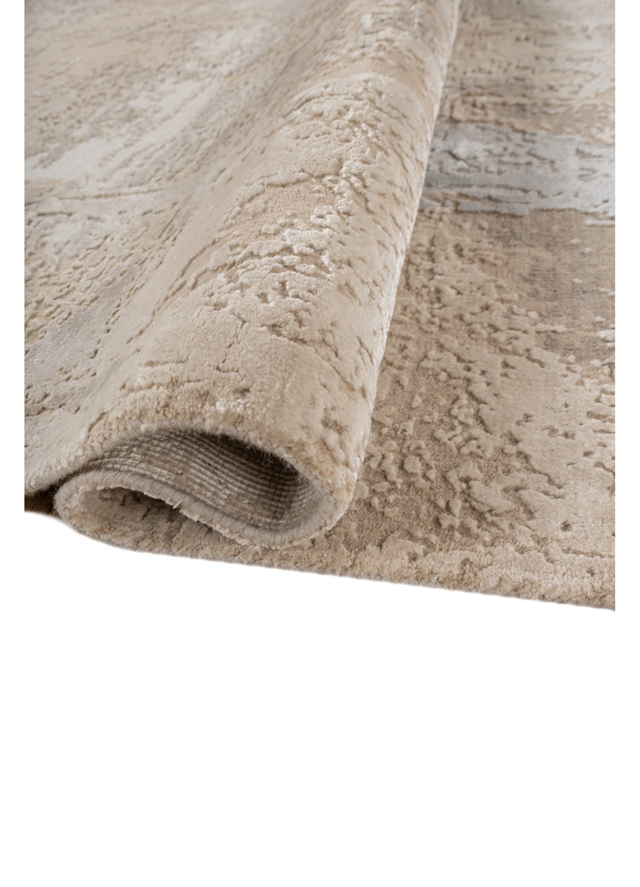 uvenuti grey and black wool and bamboo silk hand knotted Rug - FloorShot