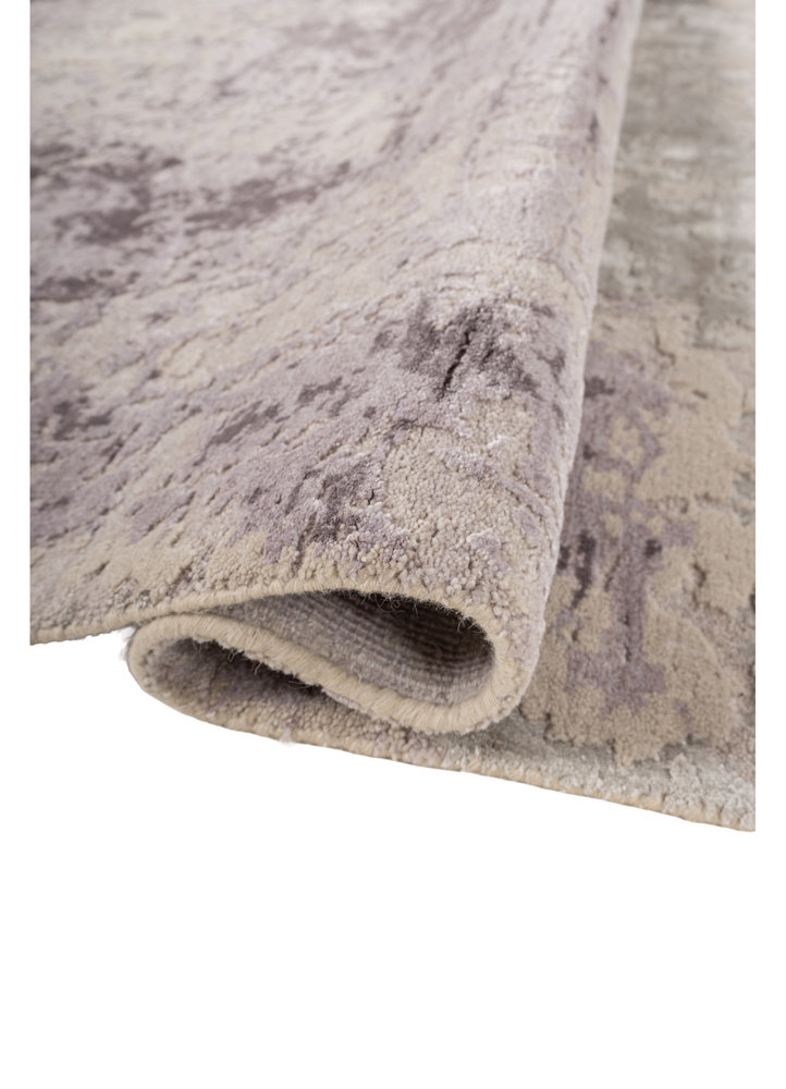 uvenuti ivory wool and bamboo silk hand knotted Rug - FloorShot