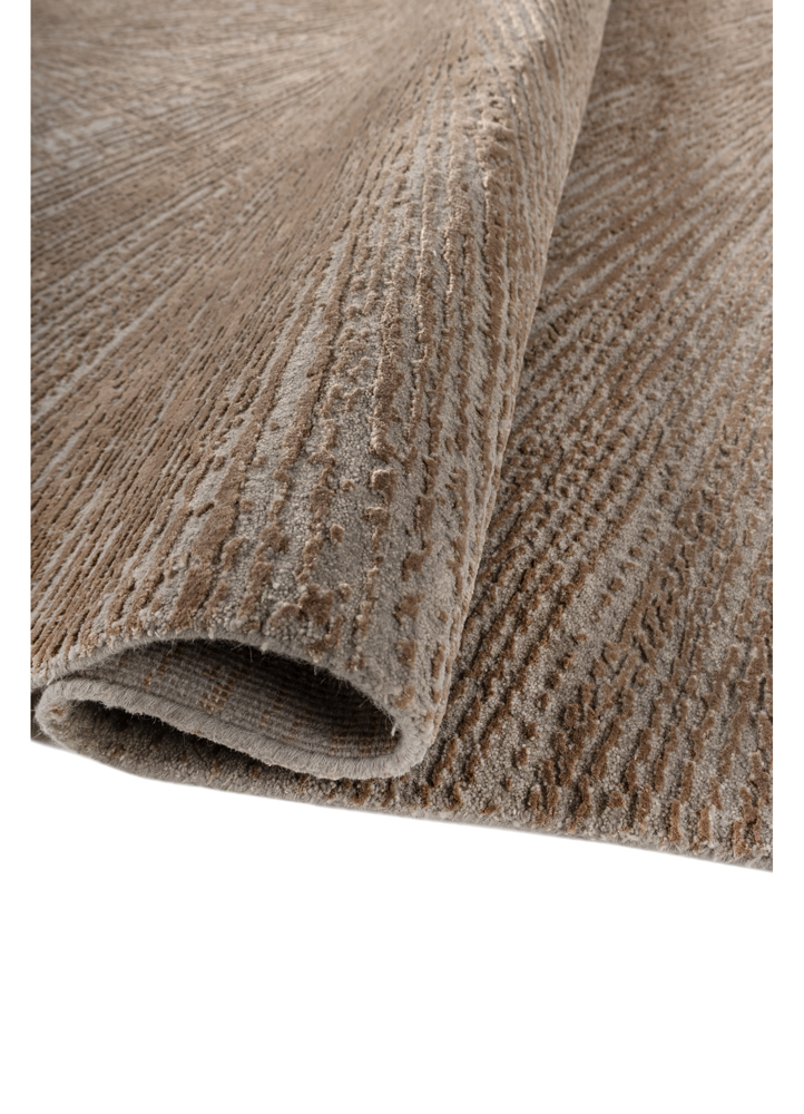 uvenuti grey and black wool and bamboo silk hand knotted Rug - FloorShot