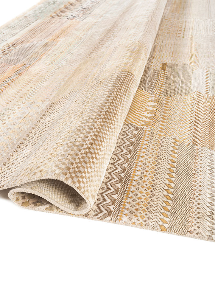 manchaha ivory silk hand knotted Rug - FloorShot
