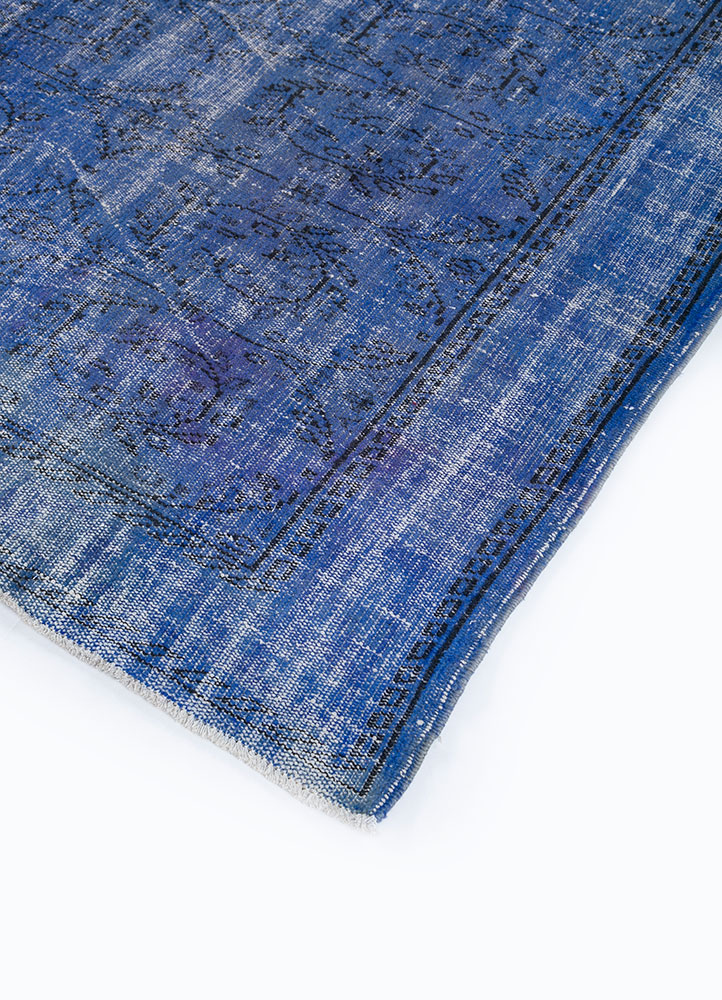lacuna blue wool hand knotted Rug - FloorShot
