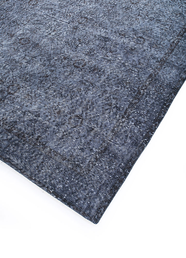 lacuna grey and black wool hand knotted Rug - FloorShot