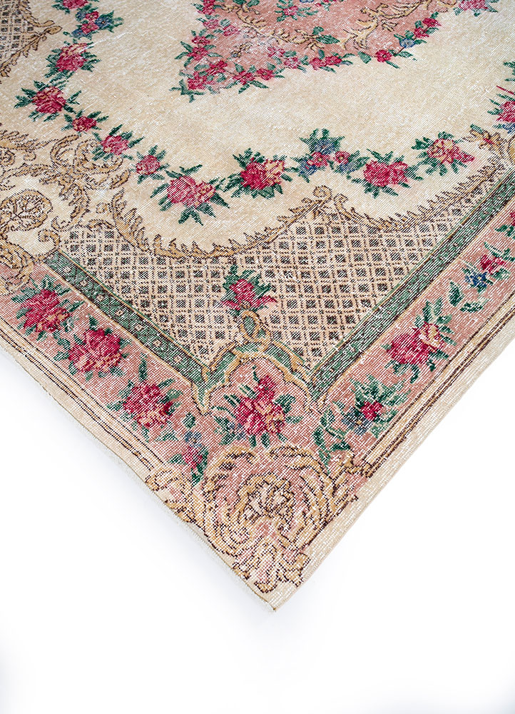 vintage beige and brown wool hand knotted Rug - FloorShot