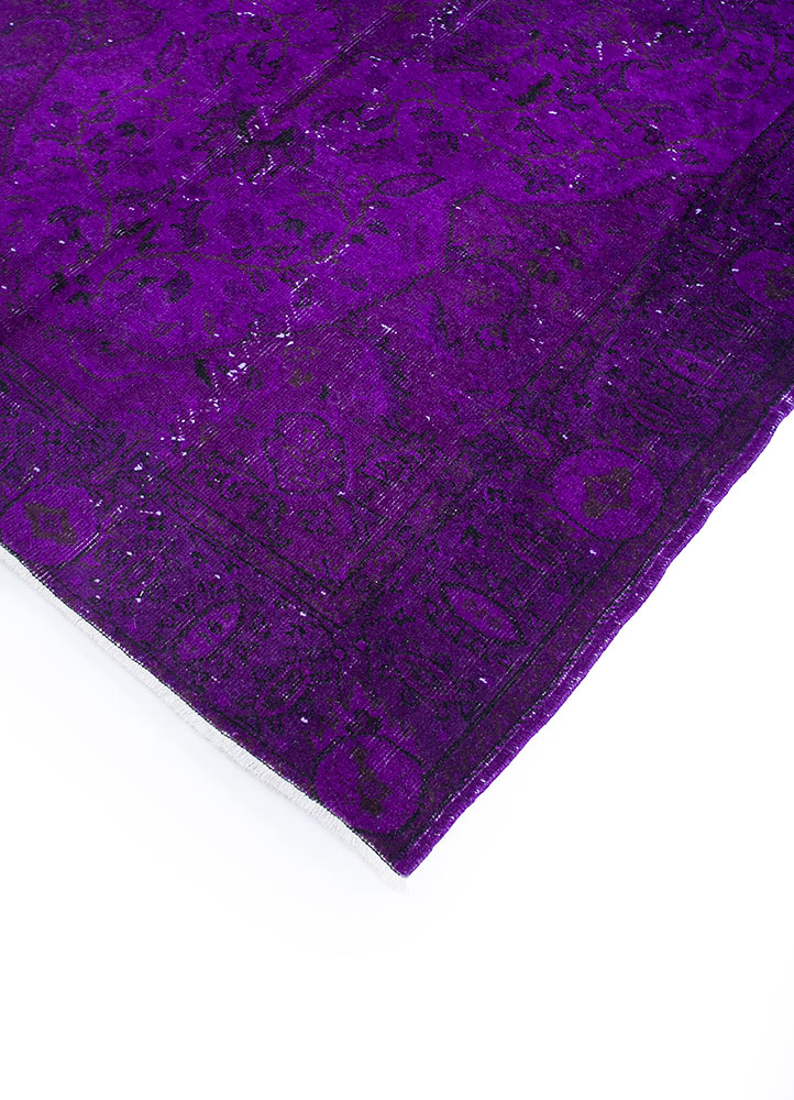 lacuna pink and purple wool hand knotted Rug - FloorShot