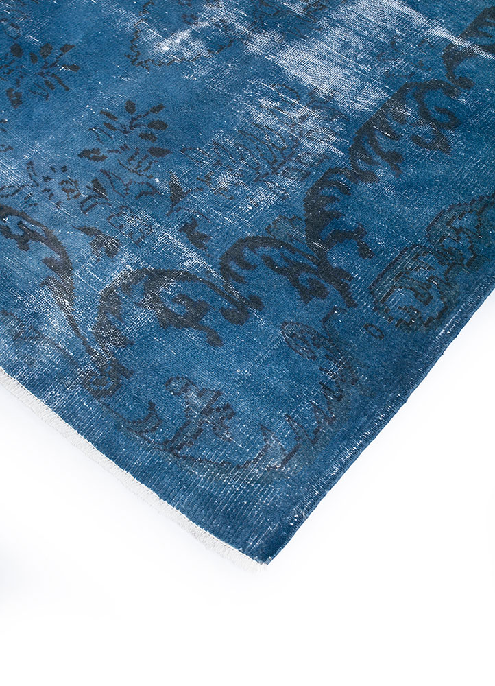 lacuna blue wool hand knotted Rug - FloorShot