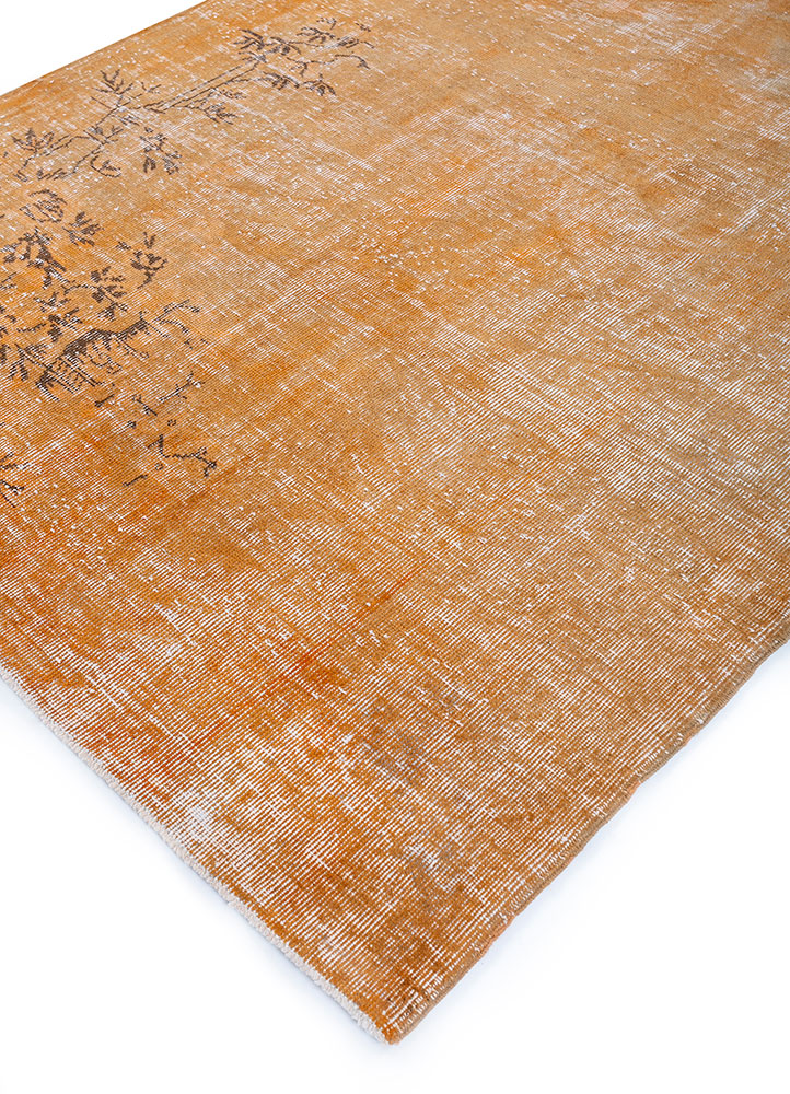 lacuna gold wool hand knotted Rug - FloorShot
