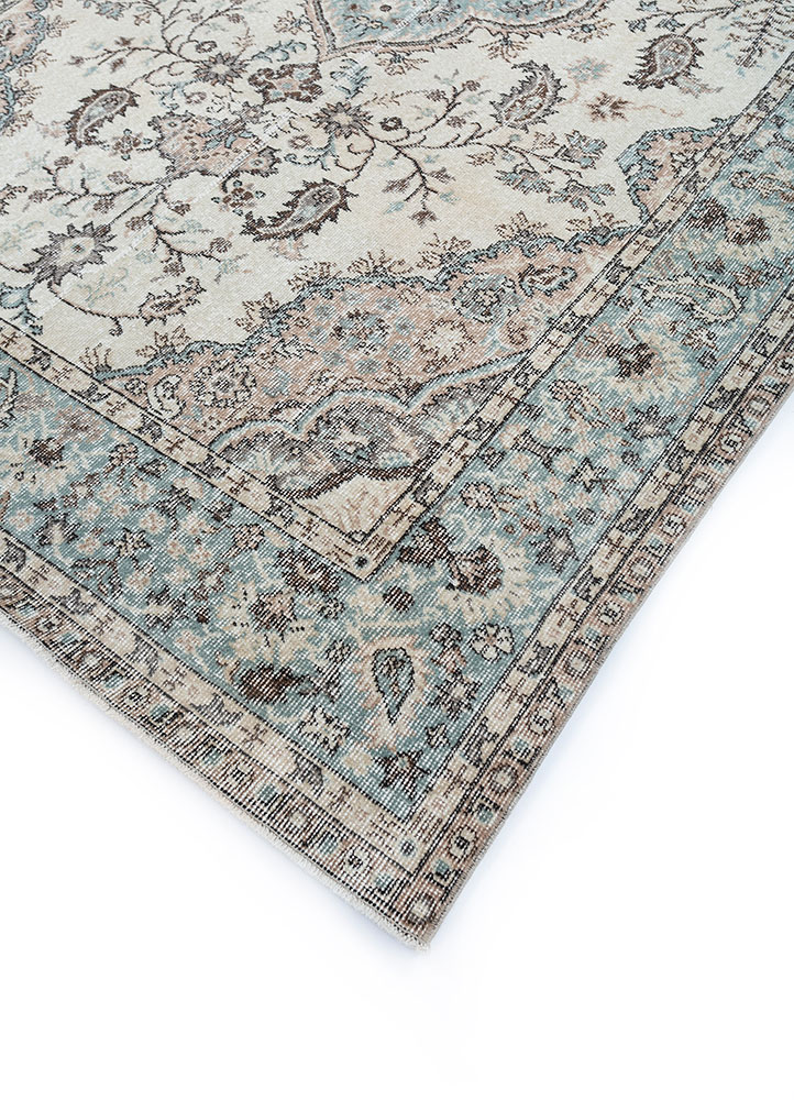 vintage beige and brown wool hand knotted Rug - FloorShot
