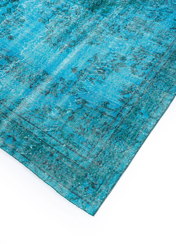 lacuna blue wool hand knotted Rug - FloorShot