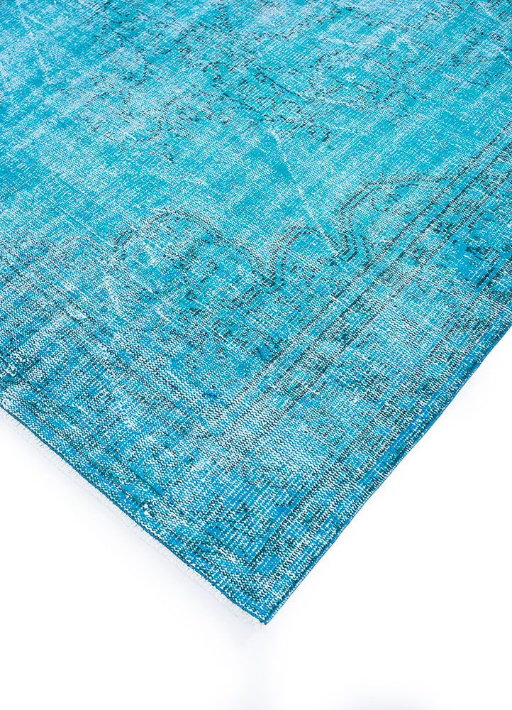 lacuna blue wool hand knotted Rug - FloorShot