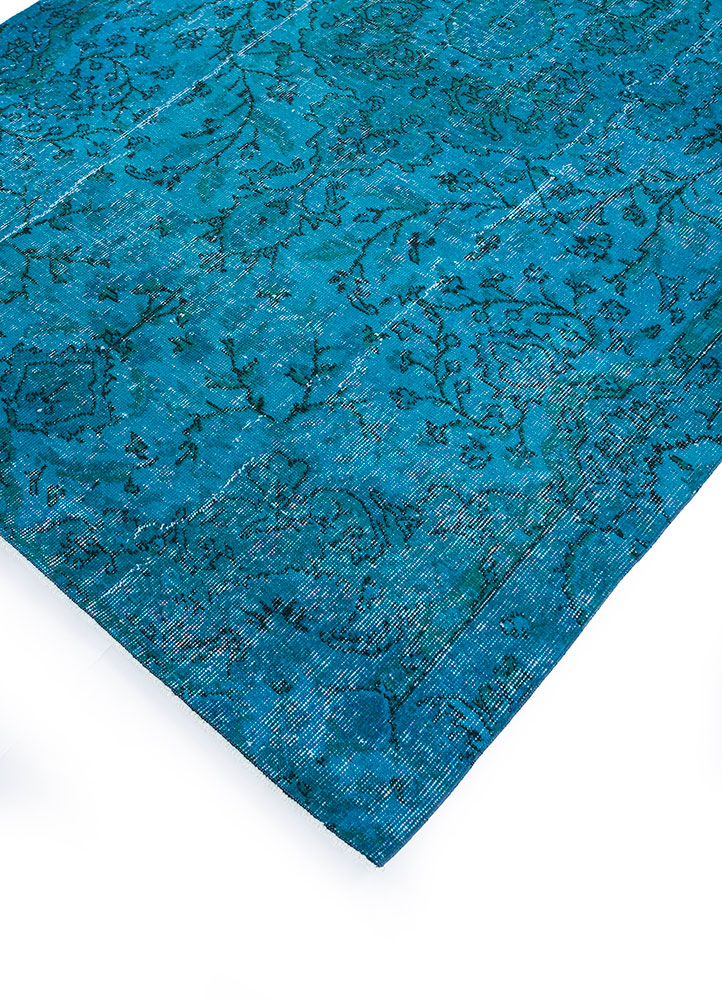 lacuna blue wool hand knotted Rug - FloorShot
